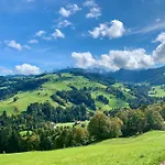 Historic Swiss In Rosalie ホームステイ