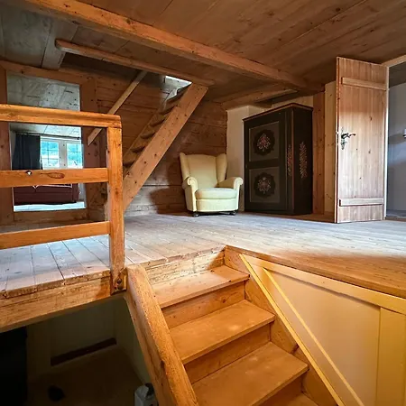 Historic Swiss Room Mit Garten منزل للإقامة