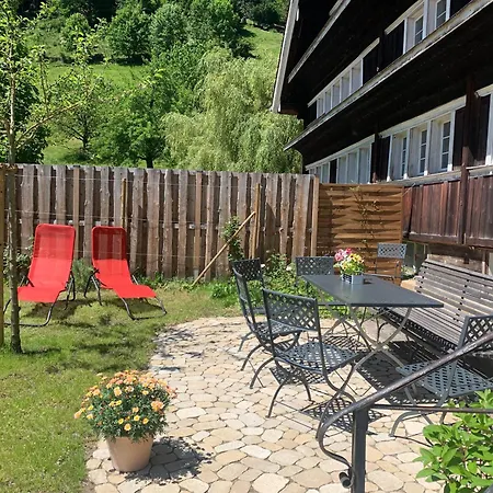 Historic Swiss Room Mit Garten منزل للإقامة