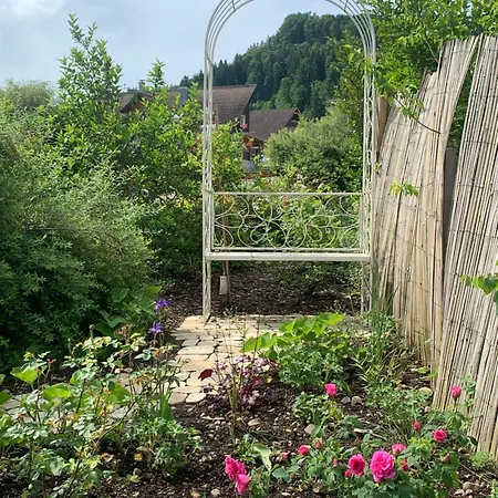Kwatera prywatna Historic Swiss In Rosalie *