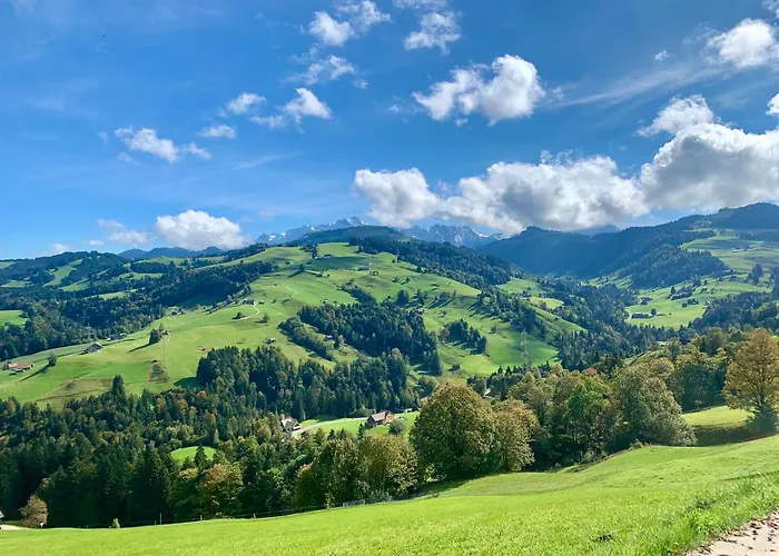 Historic Swiss In Rosalie Quarto em Acomodações Particulares